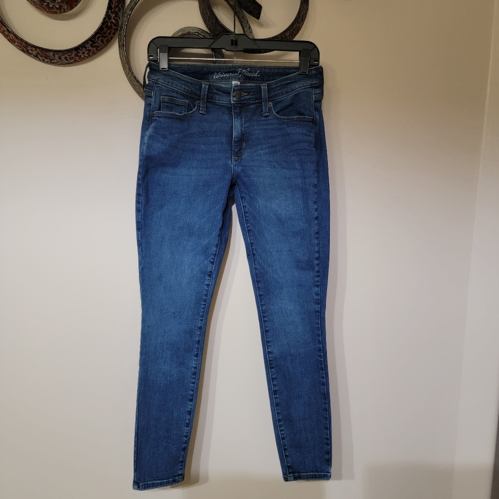 Universal Threads Jeans - Picture 5 of 7